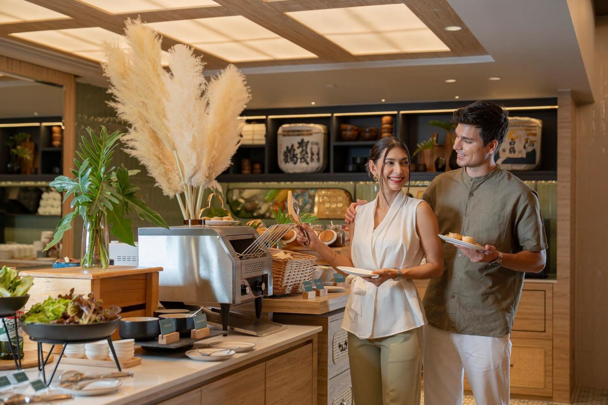 Staybridge Suites Bangkok Sukhumvit By Ihg Exterior photo