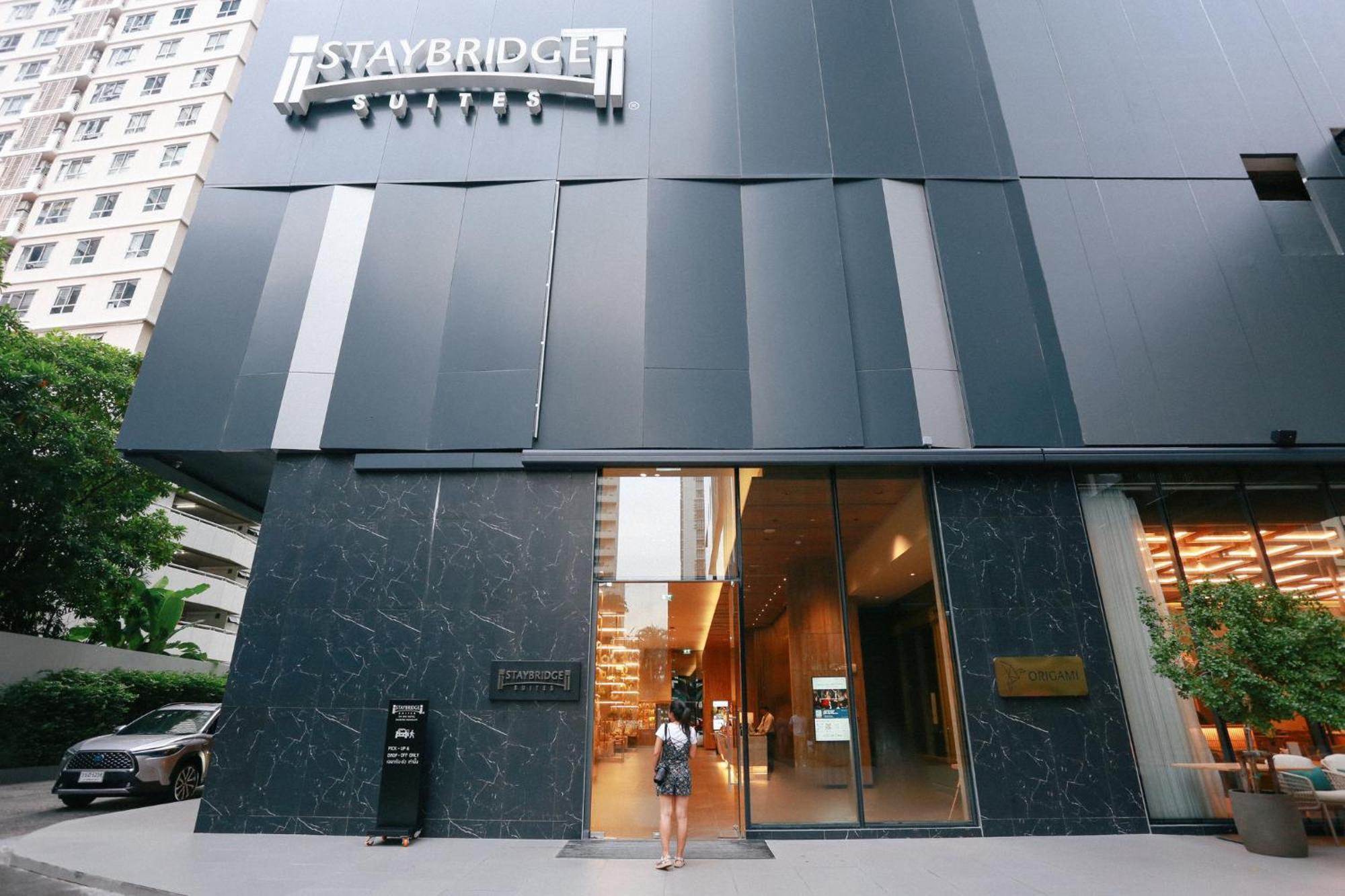 Staybridge Suites Bangkok Sukhumvit By Ihg Exterior photo